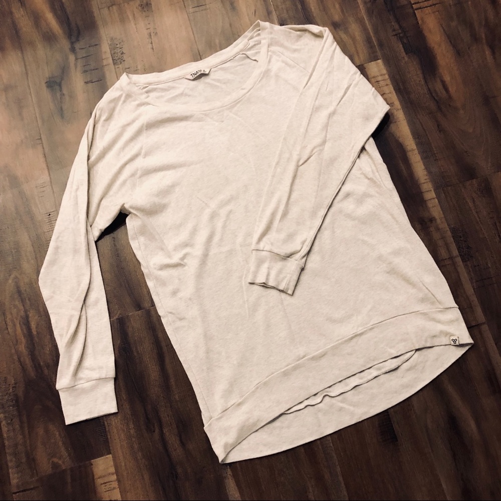 Aritzia long sleeve slouchy top